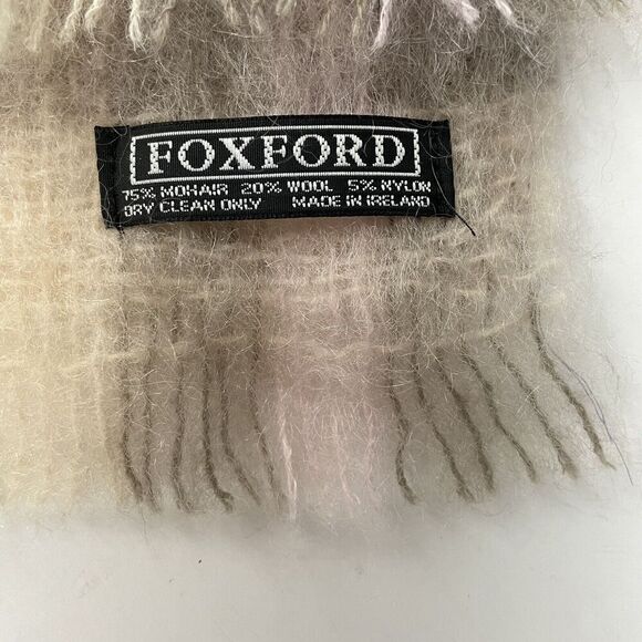 Vintage Foxford Mohair Wool Rectangle Scarf 9x58 Pink Gray Beige Plaid Ireland - Picture 2 of 7